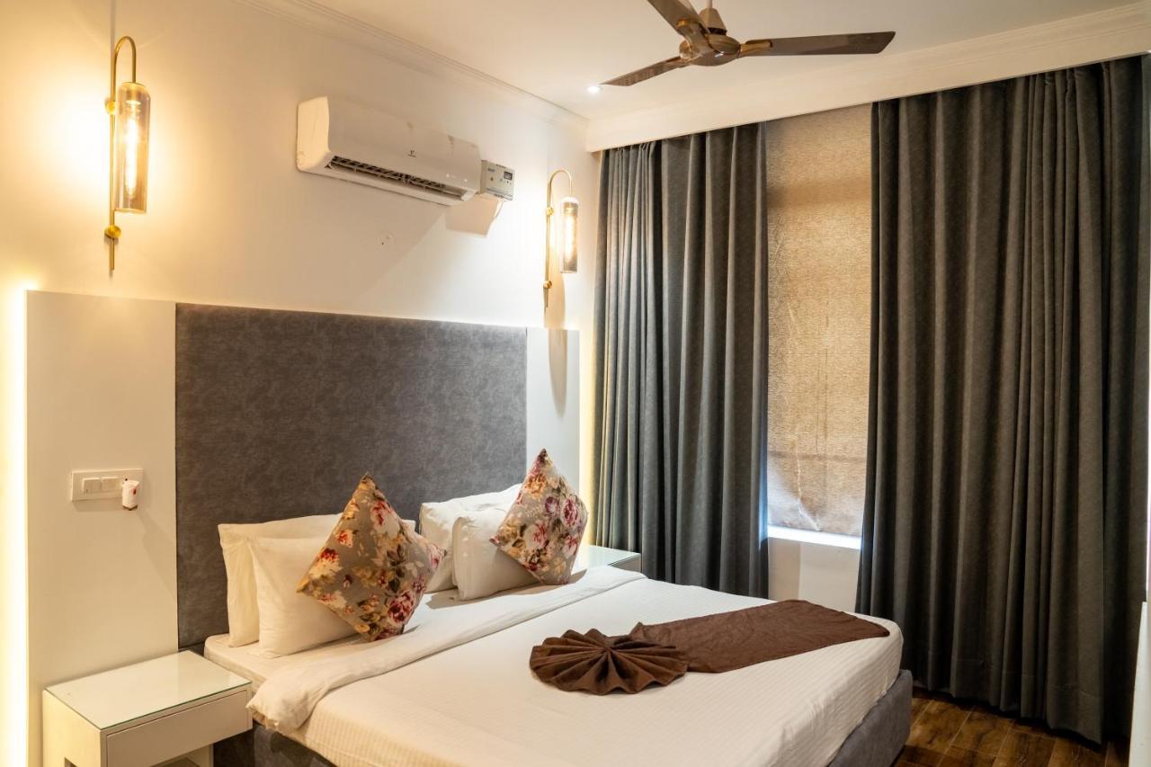 Redwood Resort Panchkula Luaran gambar