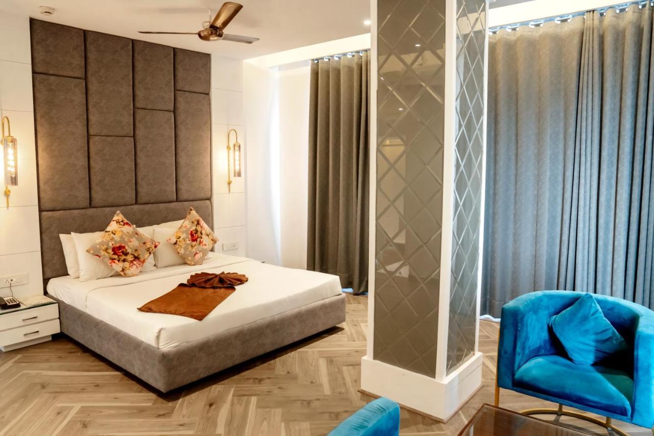 Redwood Resort Panchkula Luaran gambar