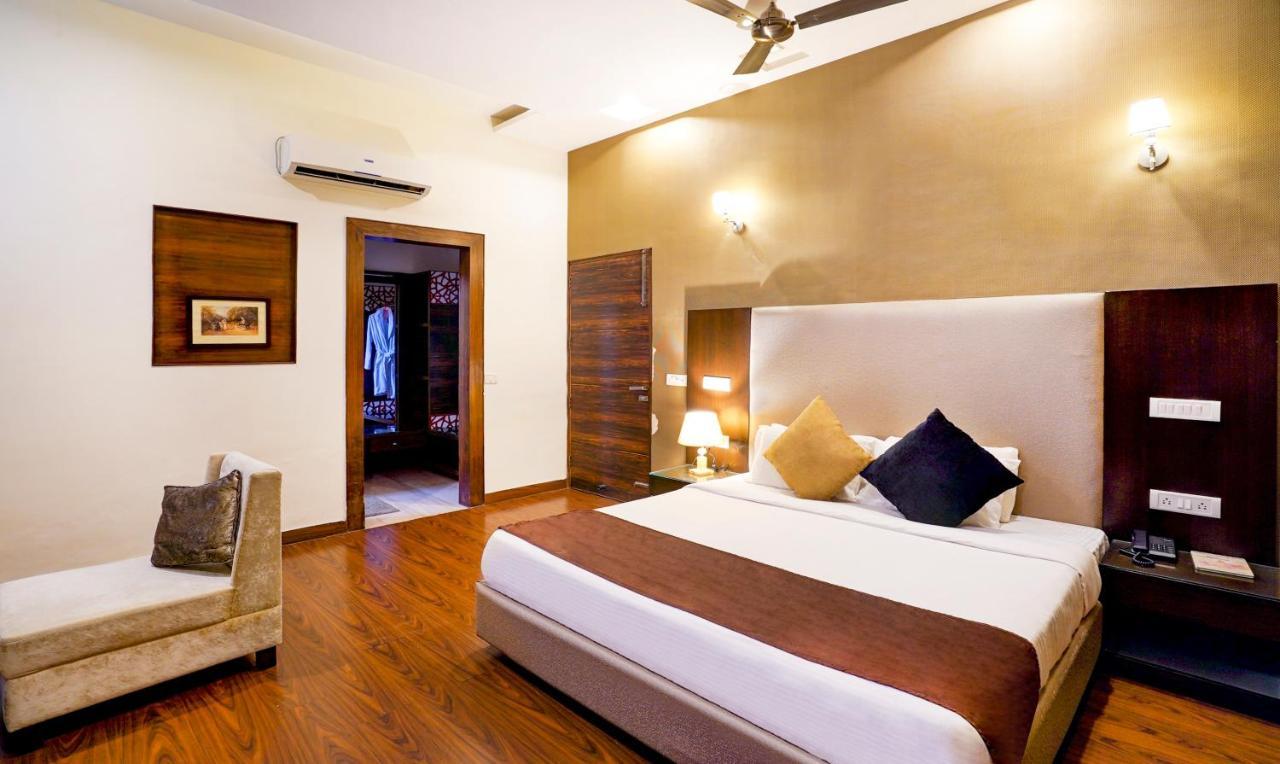 Redwood Resort Panchkula Luaran gambar