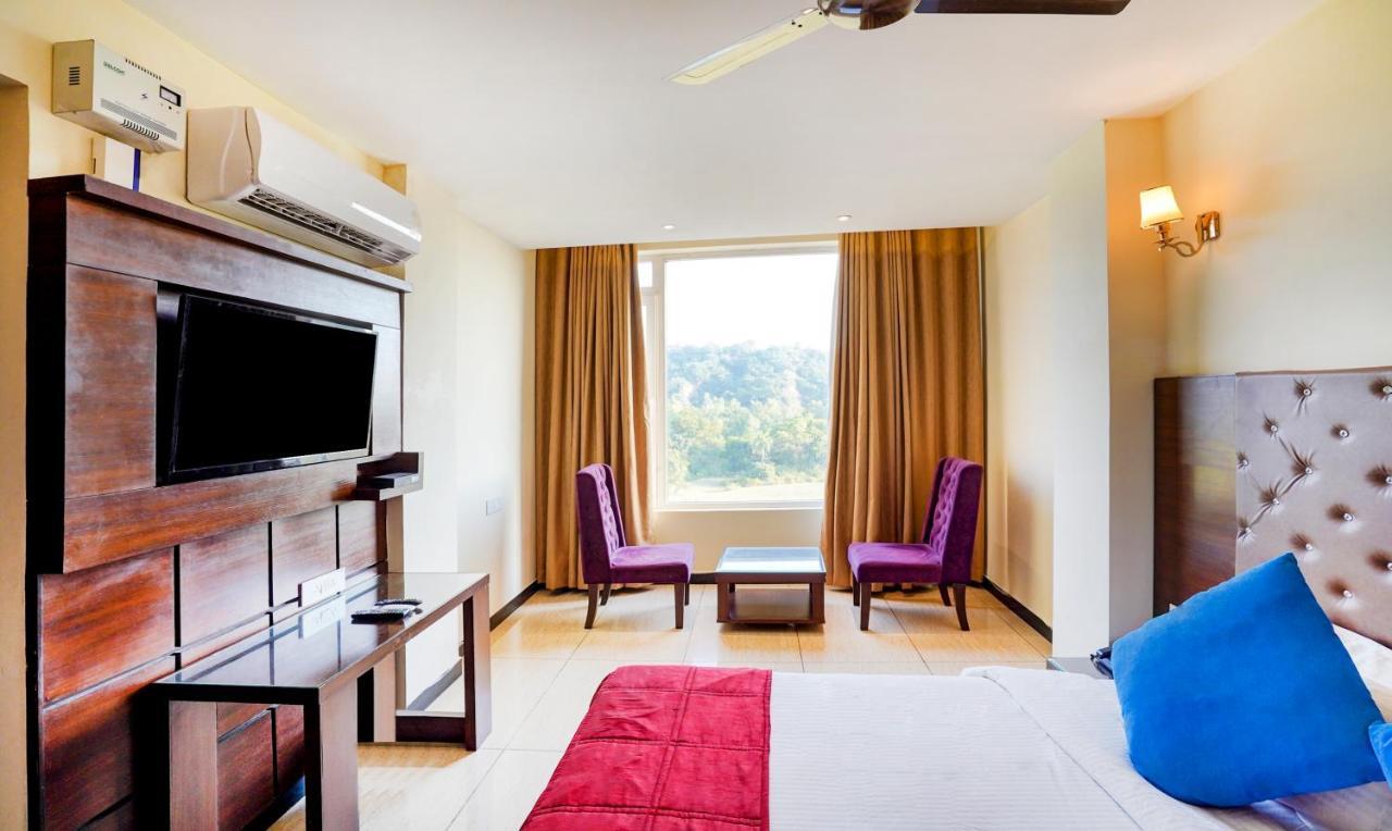 Redwood Resort Panchkula Luaran gambar