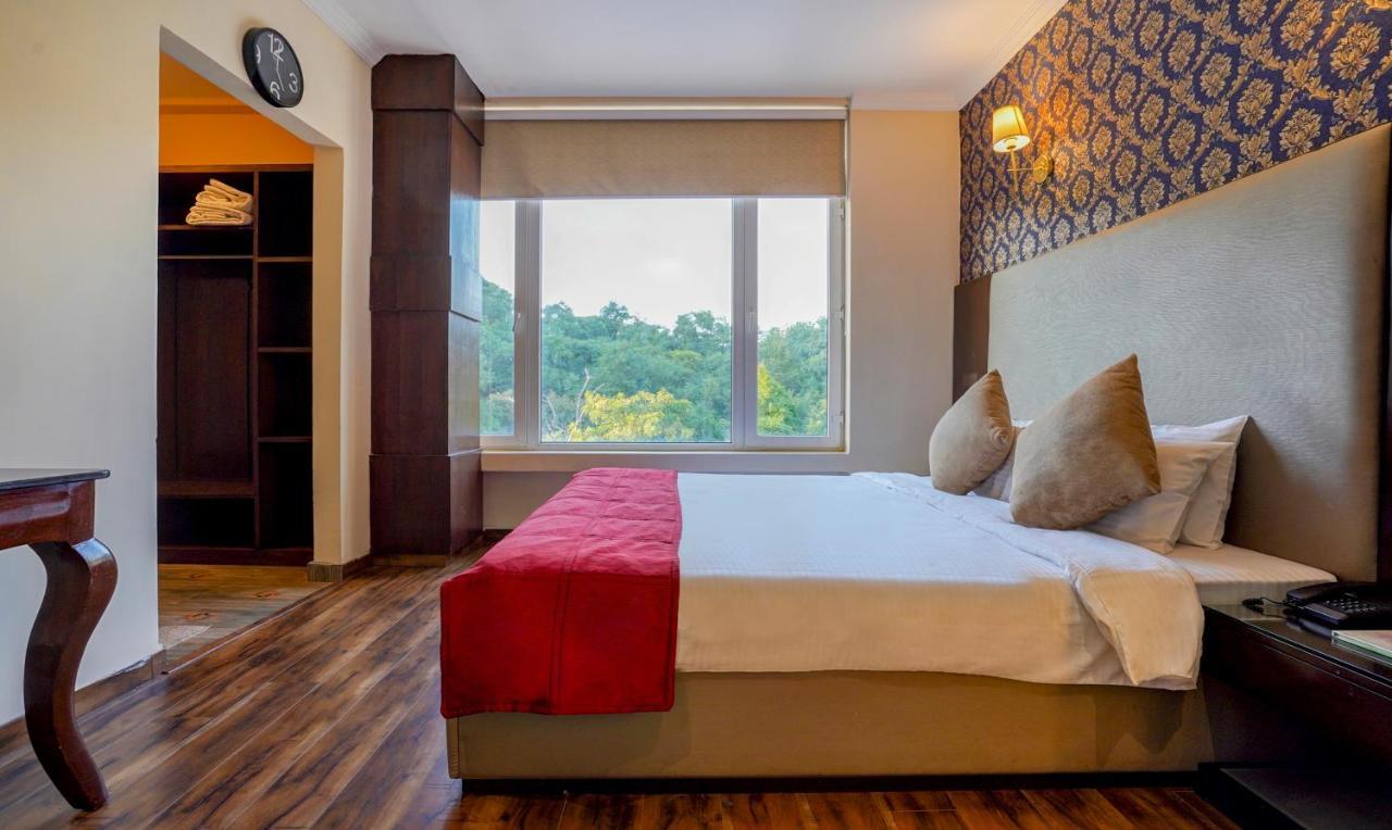 Redwood Resort Panchkula Luaran gambar